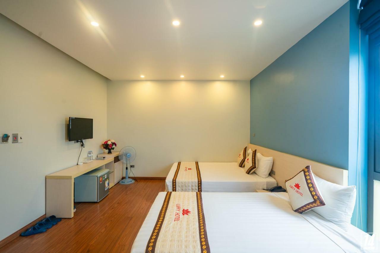 Luffy Hotel Uong Bi エクステリア 写真
